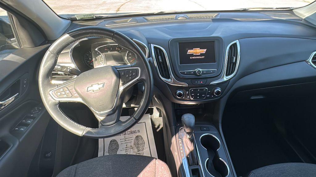 used 2022 Chevrolet Equinox car, priced at $19,400