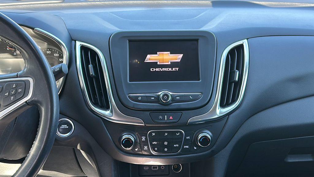 used 2022 Chevrolet Equinox car, priced at $19,400