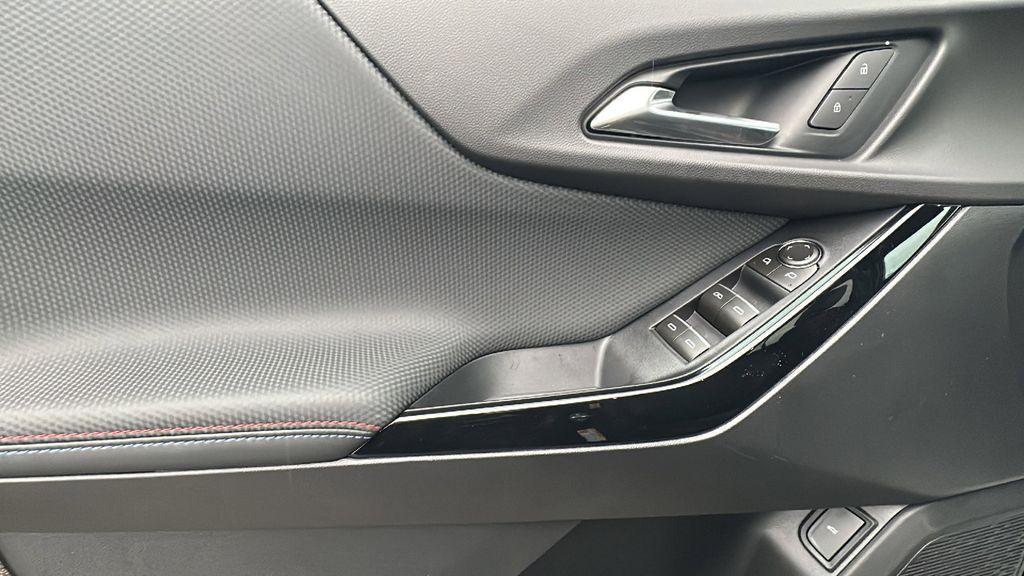 new 2026 Chevrolet Equinox car, priced at $34,090