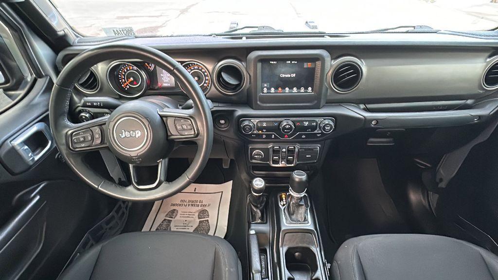 used 2023 Jeep Gladiator car, priced at $30,998