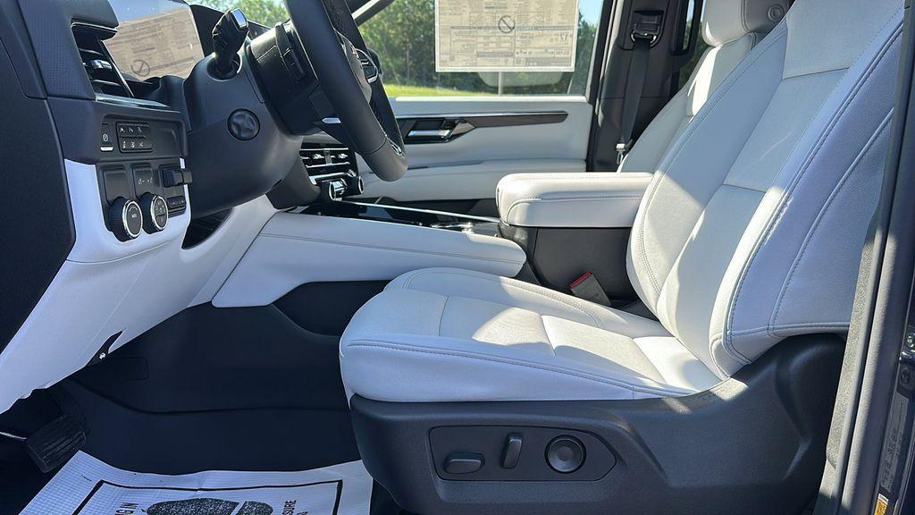 new 2025 Chevrolet Tahoe car, priced at $79,375