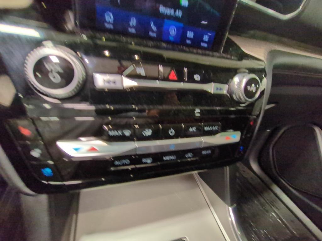 used 2022 Ford Explorer car, priced at $33,396