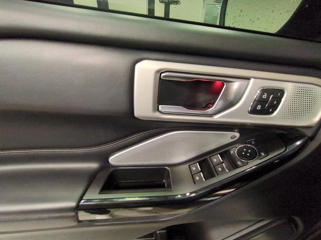 used 2022 Ford Explorer car, priced at $33,396