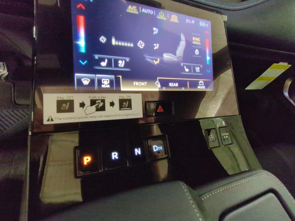 new 2026 INFINITI QX80 car, priced at $91,696