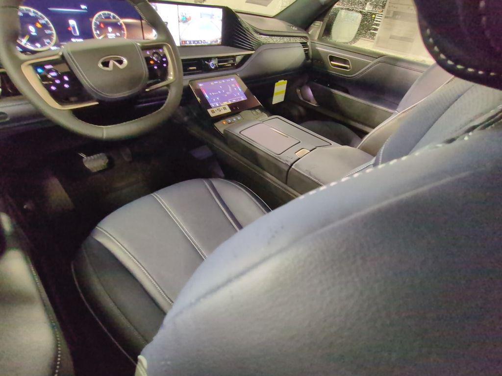 new 2026 INFINITI QX80 car, priced at $91,696