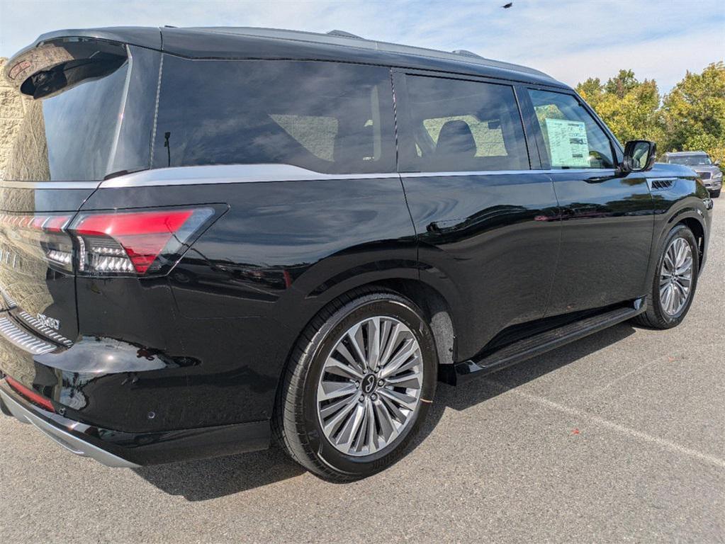 new 2025 INFINITI QX80 car, priced at $76,450