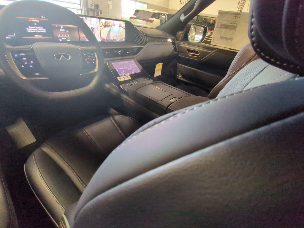 new 2026 INFINITI QX80 car, priced at $91,696