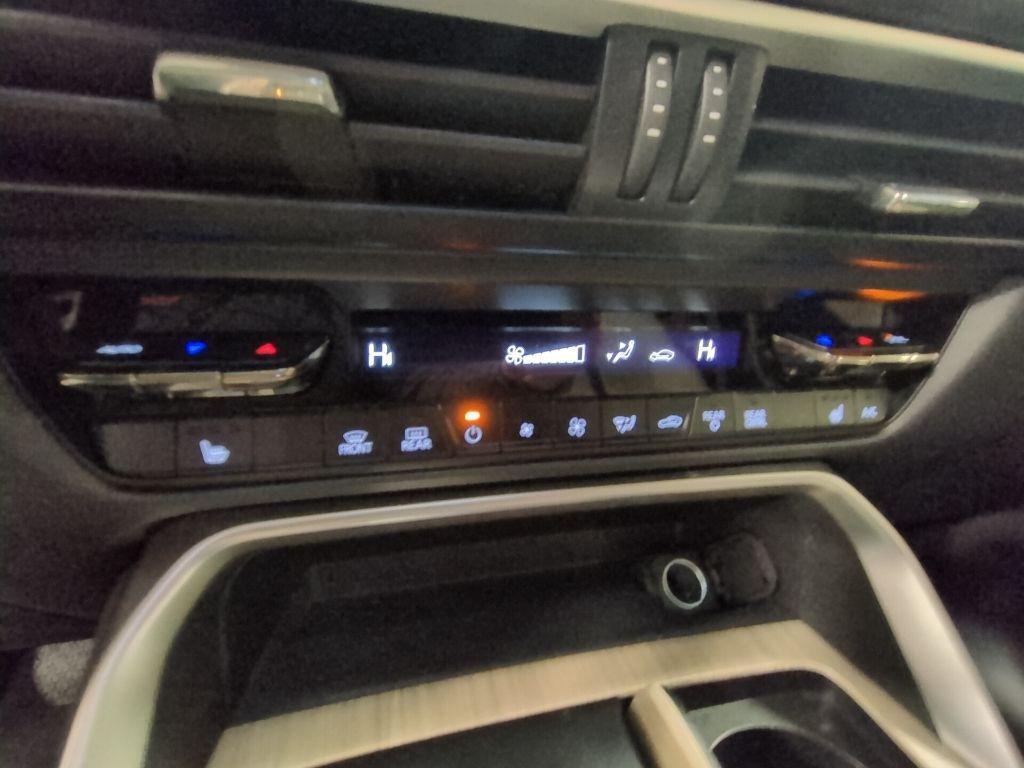 used 2024 Mazda CX-90 car, priced at $23,853