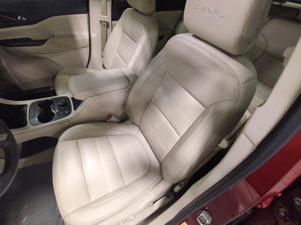 used 2022 GMC Acadia car, priced at $26,678