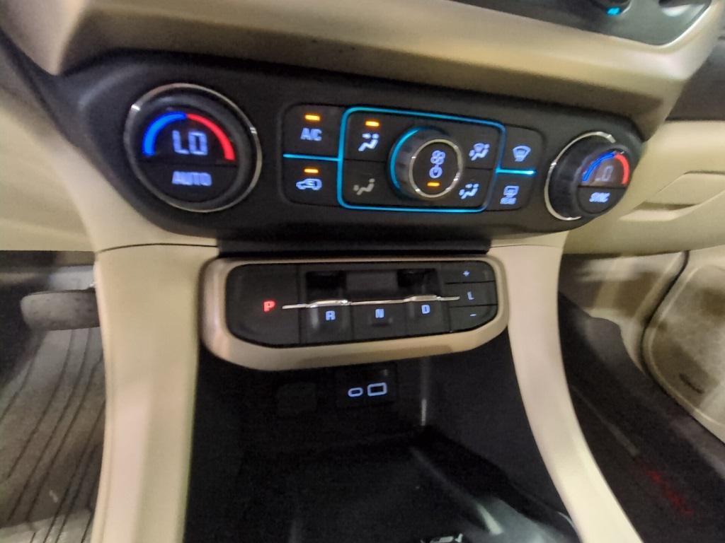 used 2022 GMC Acadia car, priced at $26,678