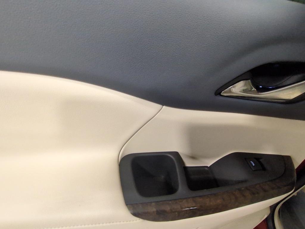 used 2022 GMC Acadia car, priced at $26,678