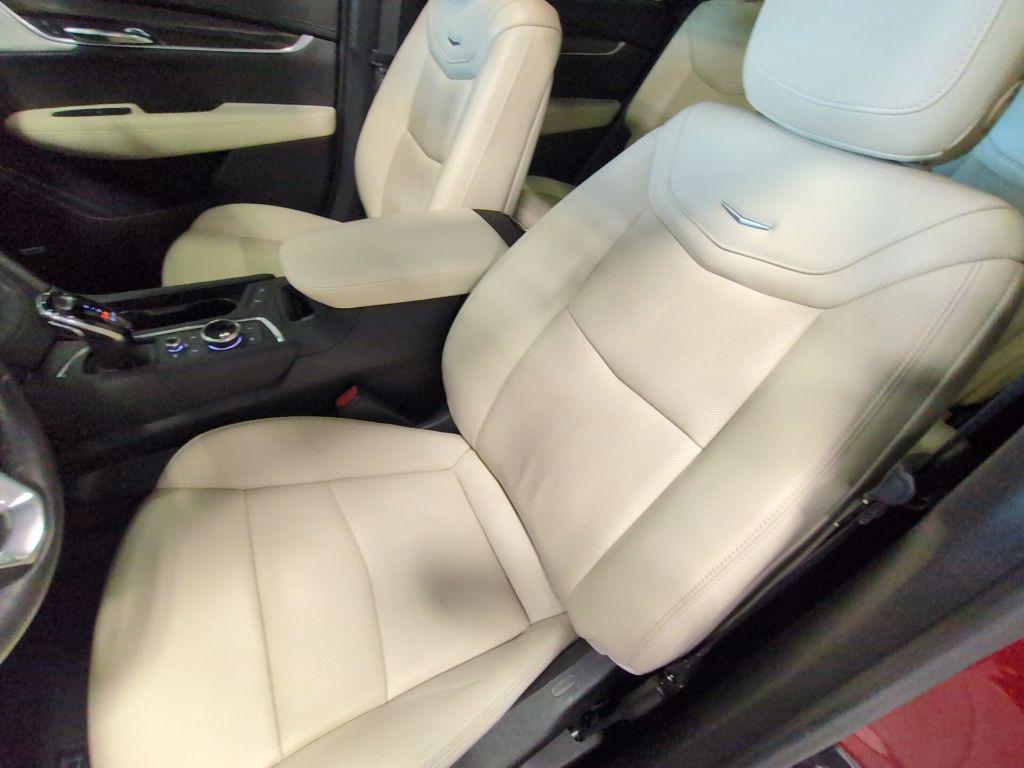 used 2021 Cadillac XT6 car, priced at $28,937