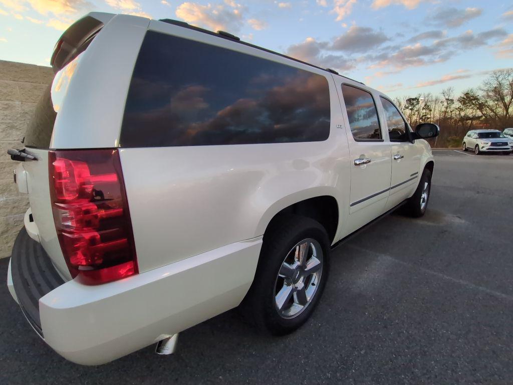 used 2014 Chevrolet Suburban car, priced at $11,499