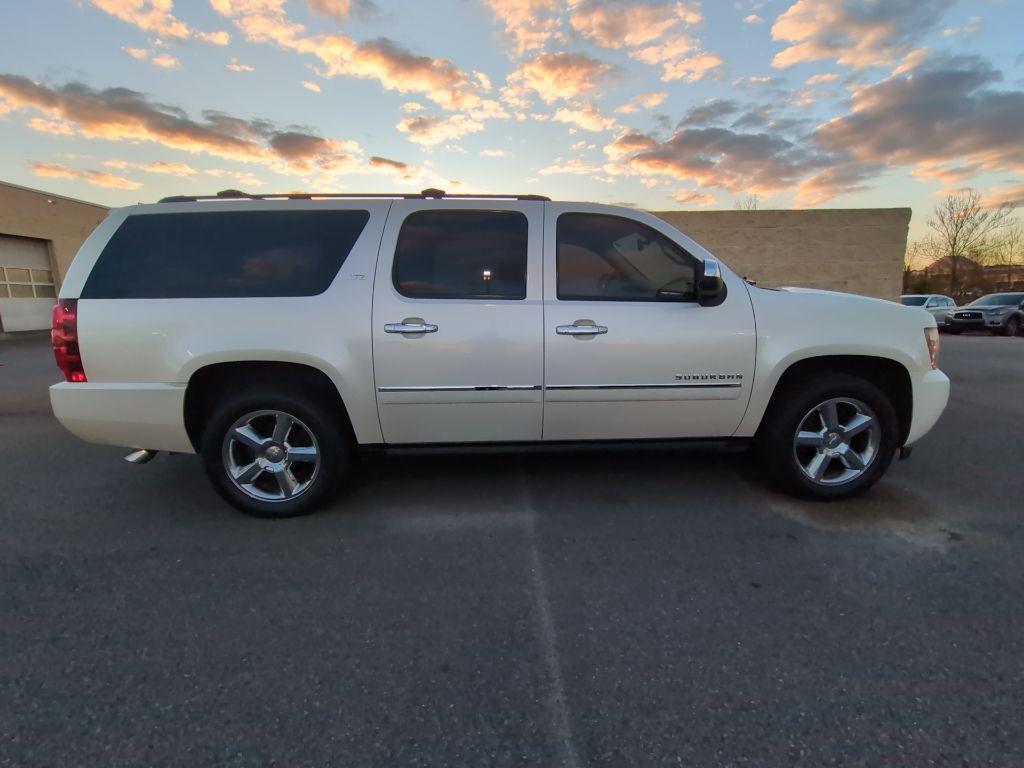 used 2014 Chevrolet Suburban car, priced at $11,499