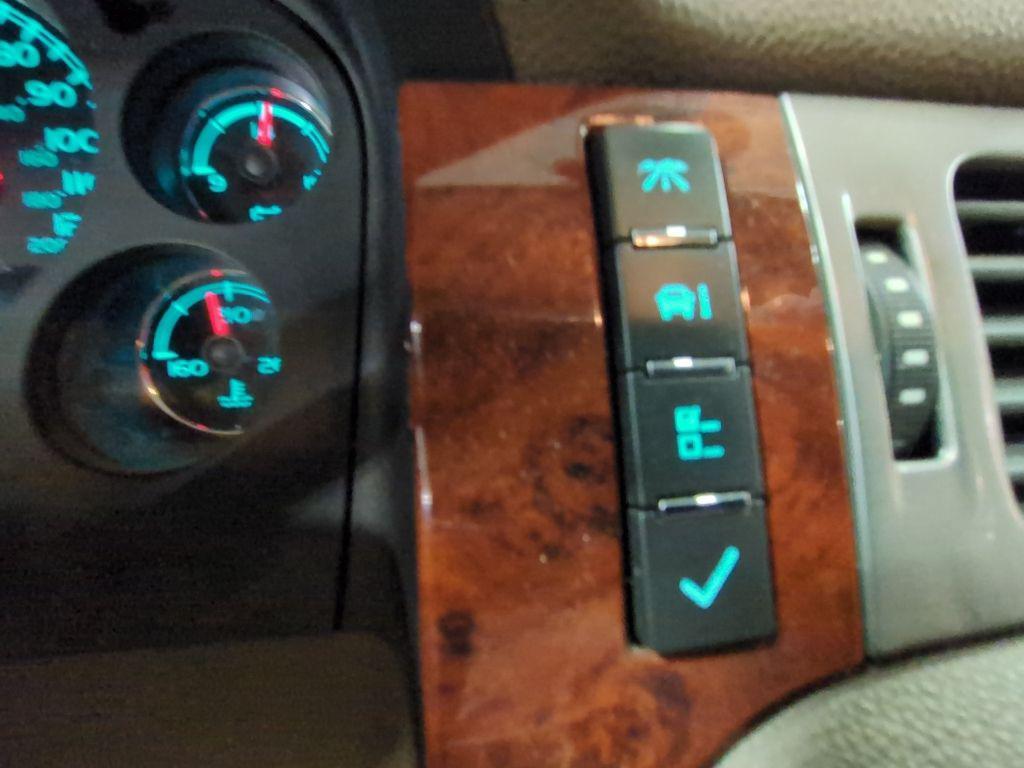 used 2014 Chevrolet Suburban car, priced at $11,499