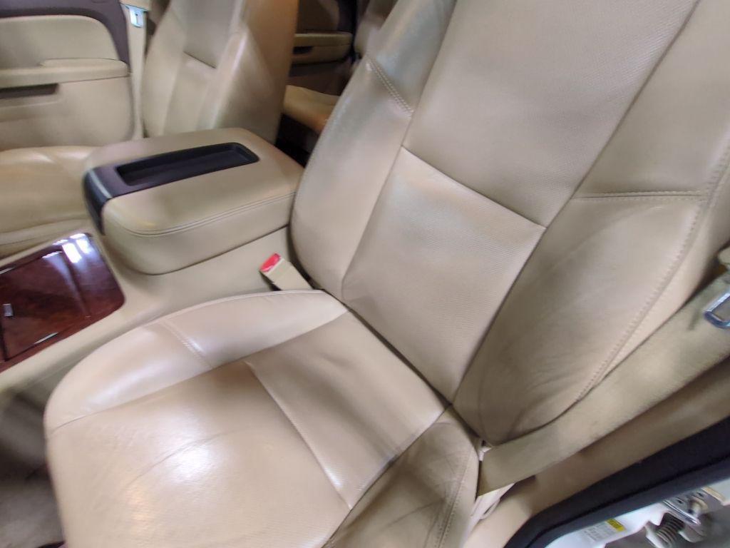 used 2014 Chevrolet Suburban car, priced at $11,499