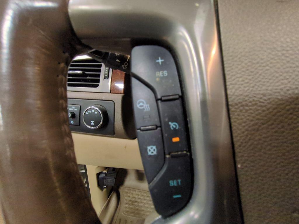 used 2014 Chevrolet Suburban car, priced at $11,499