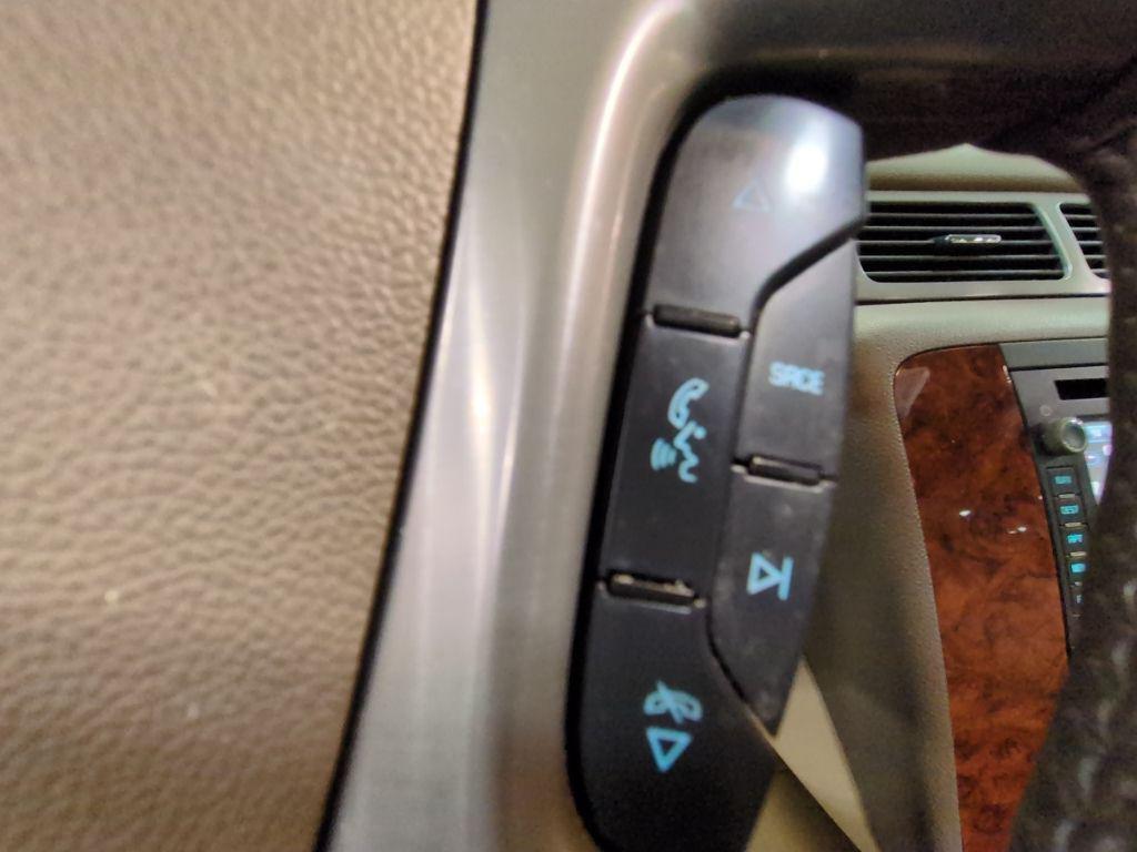 used 2014 Chevrolet Suburban car, priced at $11,499