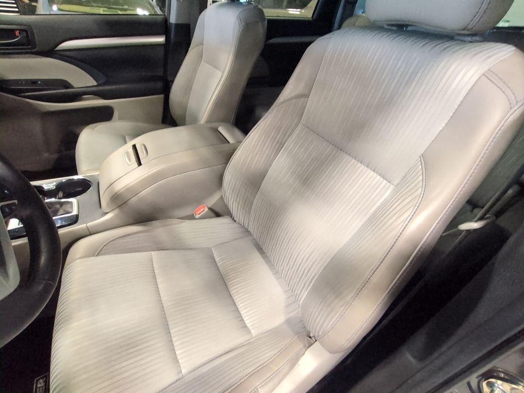 used 2019 Toyota Highlander car, priced at $18,226