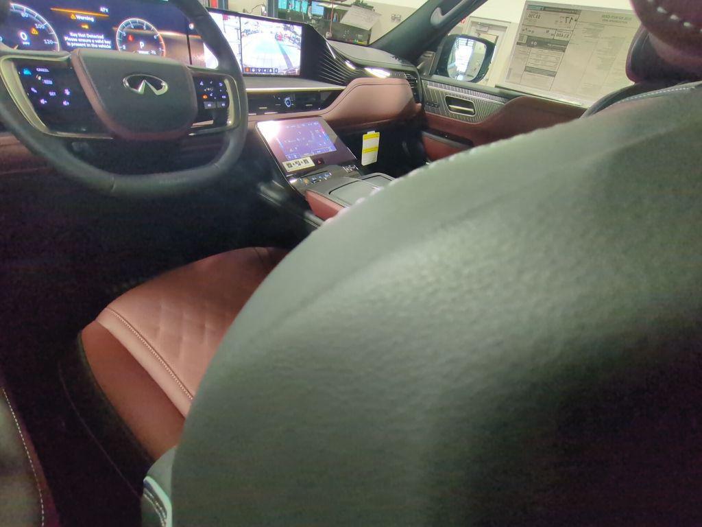 new 2026 INFINITI QX80 car, priced at $101,624