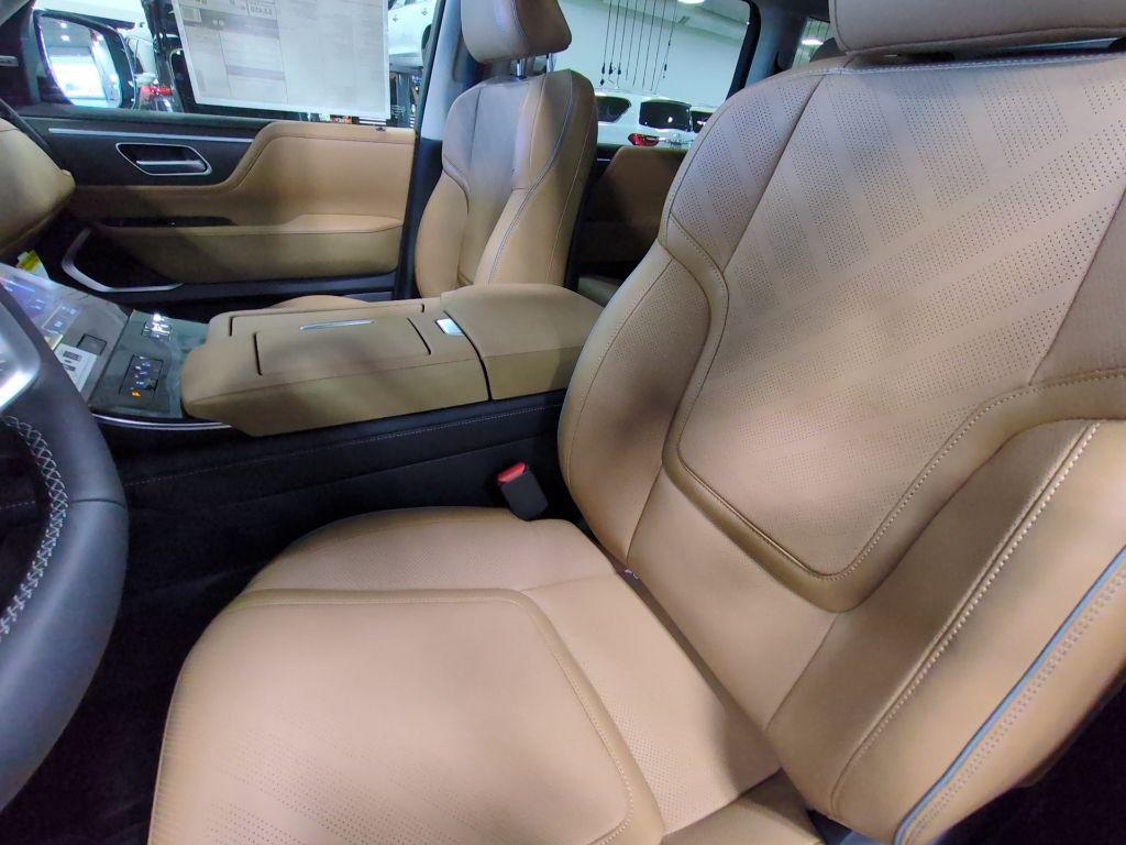 new 2026 INFINITI QX80 car, priced at $84,482