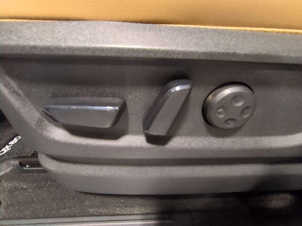 new 2026 INFINITI QX80 car, priced at $84,678