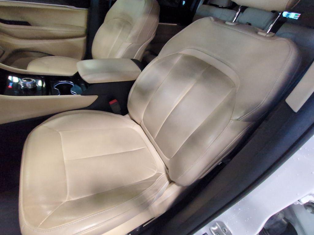 used 2022 Jeep Grand Cherokee L car, priced at $25,921