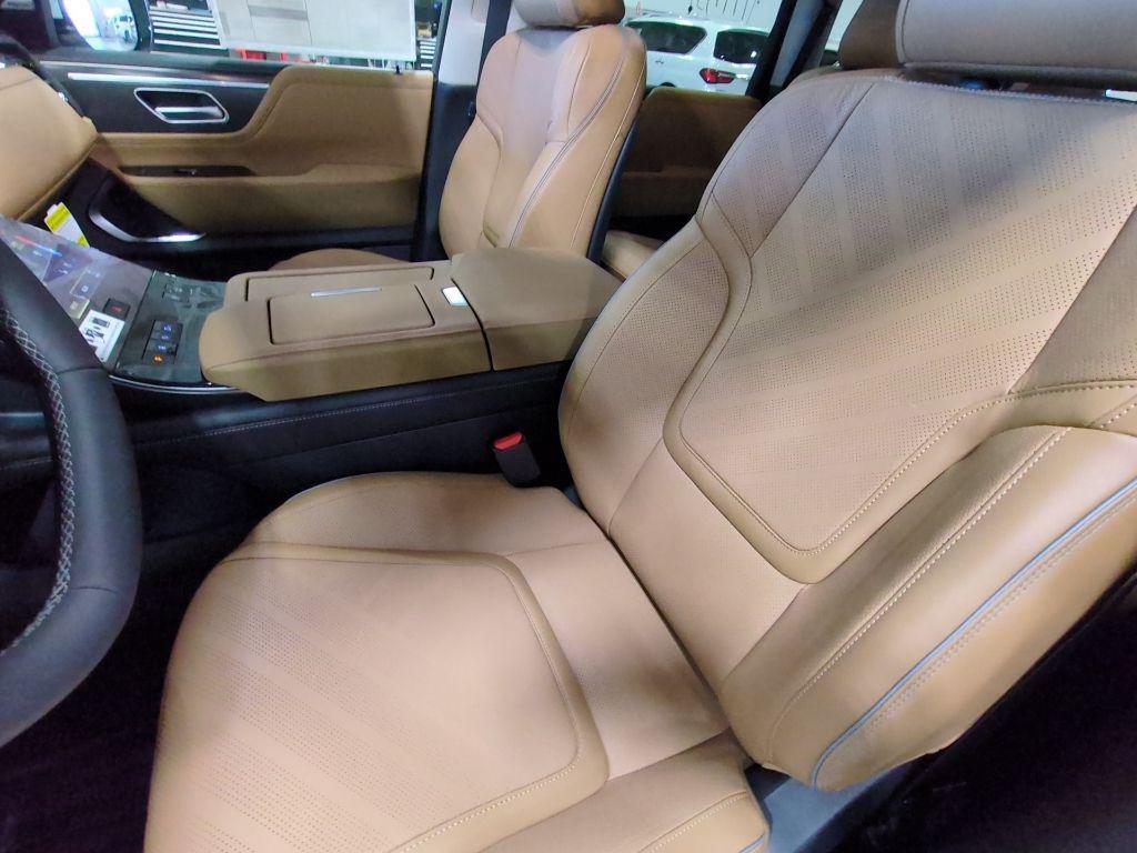 new 2026 INFINITI QX80 car, priced at $84,678