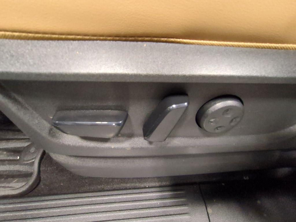 new 2026 INFINITI QX80 car, priced at $84,678