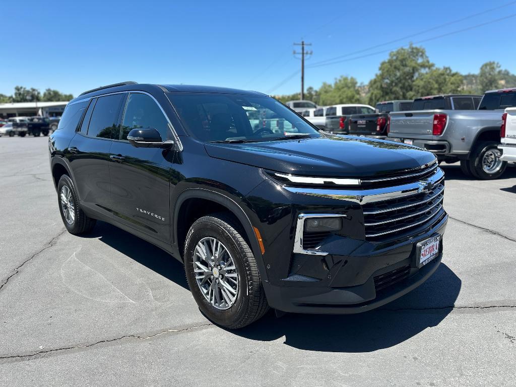 new 2025 Chevrolet Traverse car, priced at $45,284