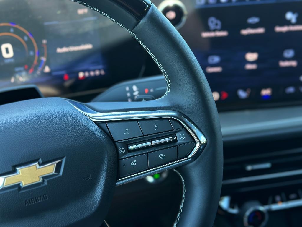 new 2025 Chevrolet Traverse car, priced at $45,284