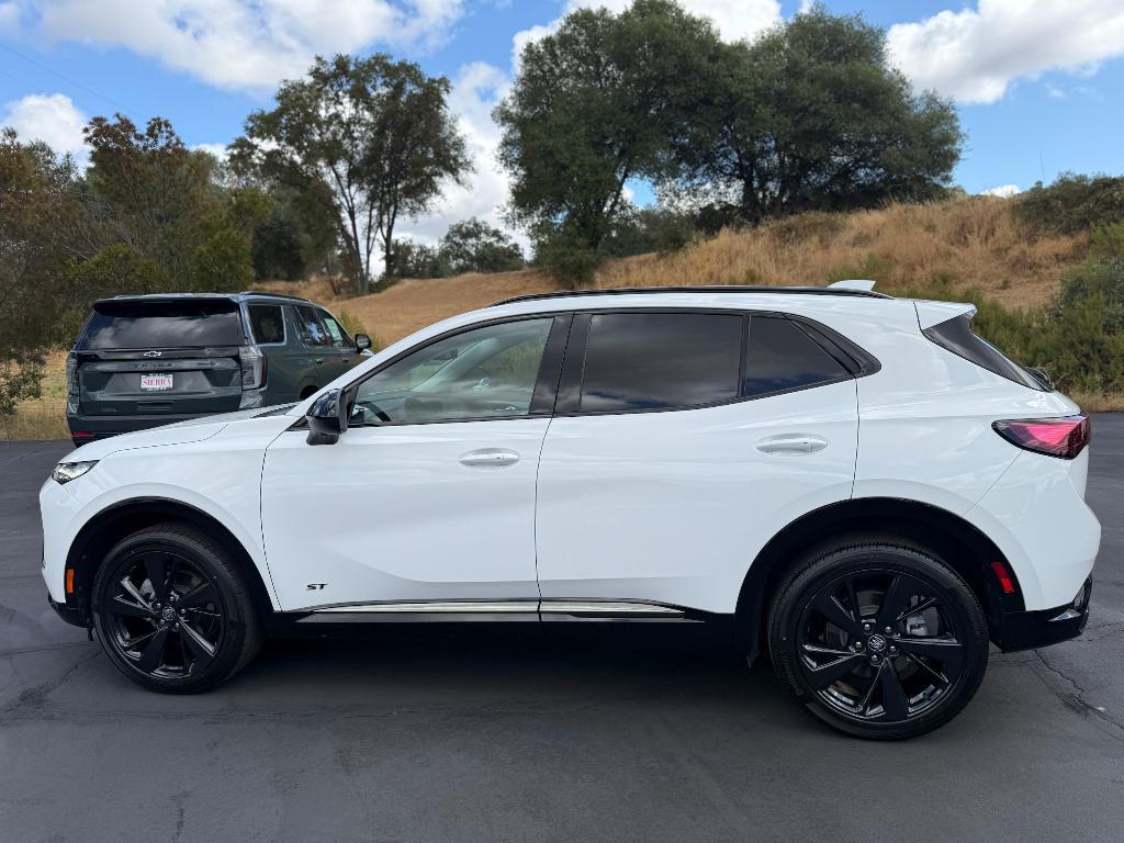 used 2025 Buick Envision car, priced at $29,988