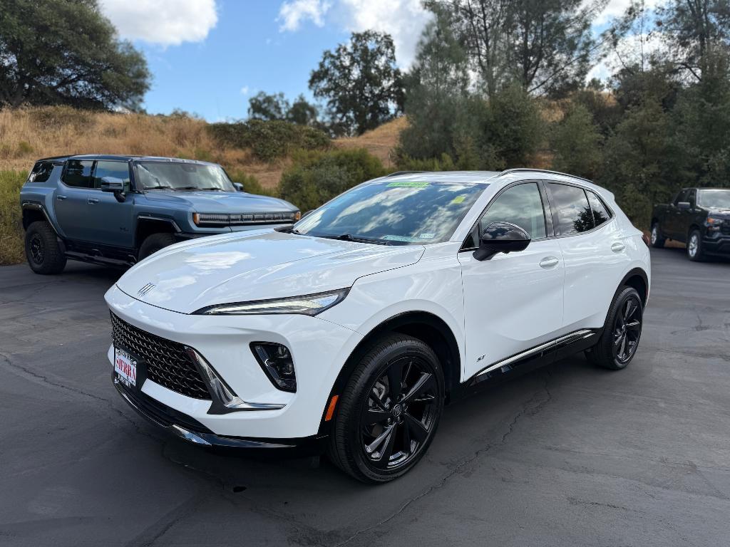 used 2025 Buick Envision car, priced at $29,988