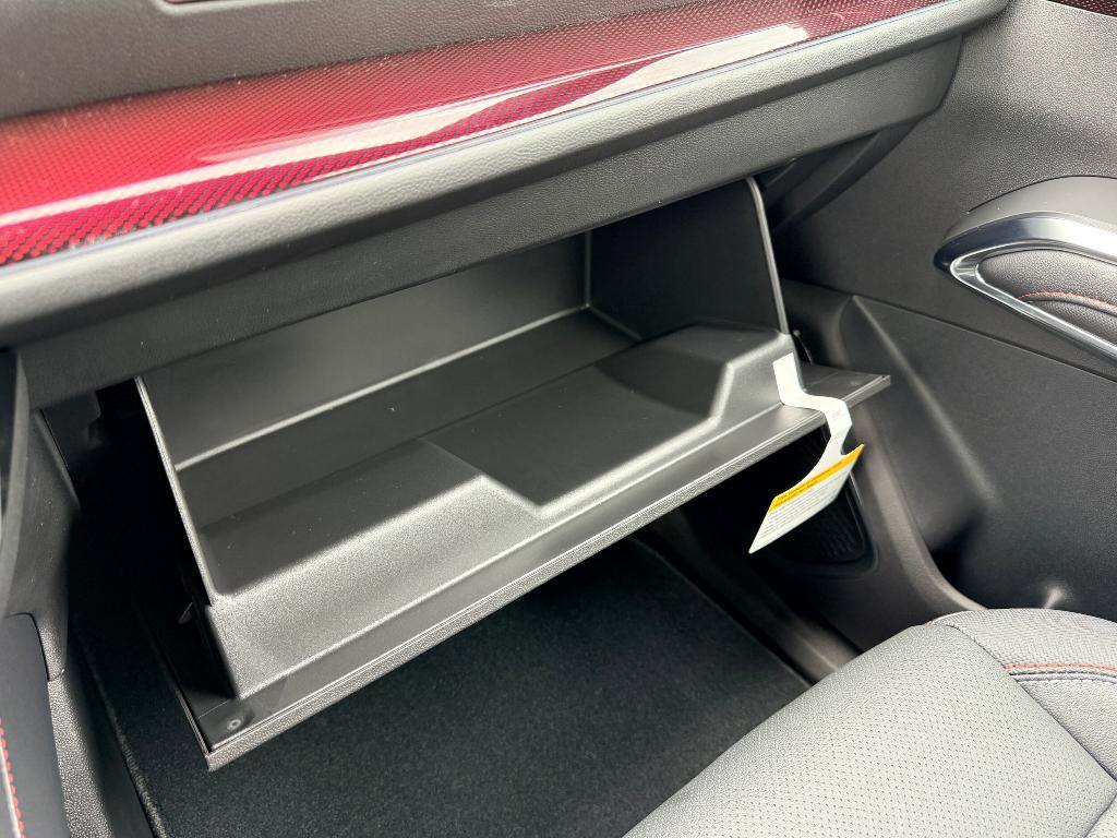 new 2026 Chevrolet Traverse car, priced at $53,031