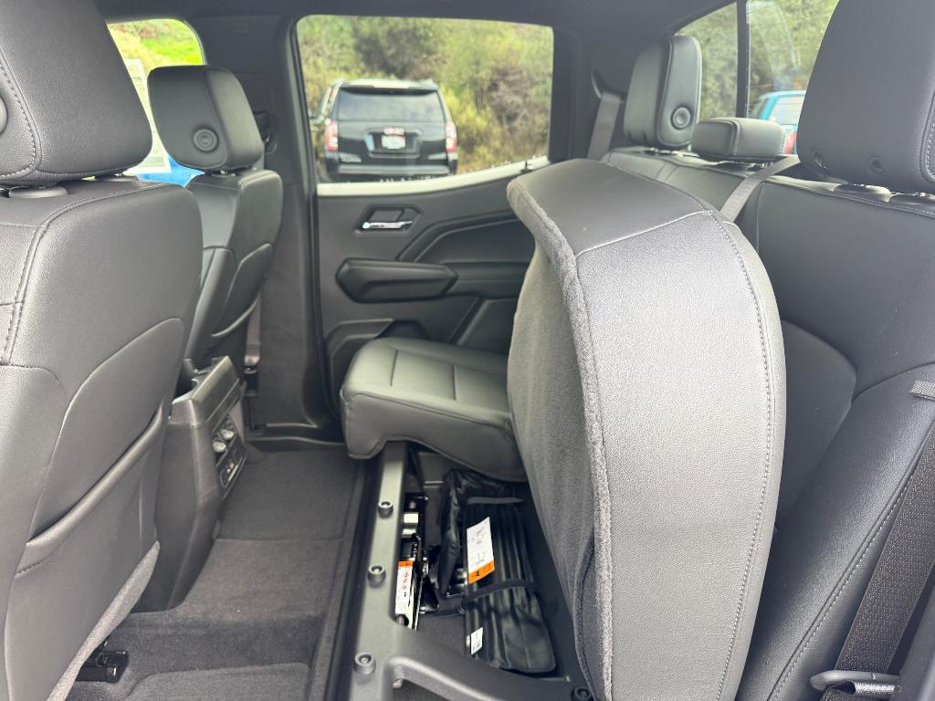 new 2026 Chevrolet Colorado car, priced at $43,099