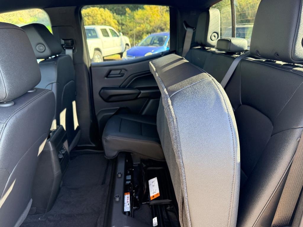 new 2026 Chevrolet Colorado car, priced at $43,977