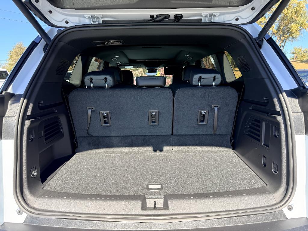 new 2026 GMC Acadia car, priced at $55,014