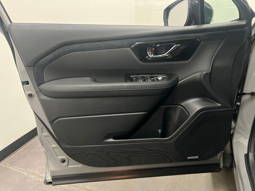 new 2026 Subaru Forester Hybrid car, priced at $39,517