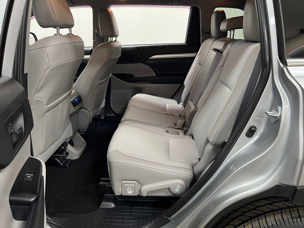 used 2019 Toyota Highlander car, priced at $20,593