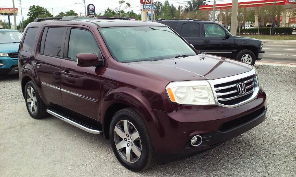 used 2013 Honda Pilot car, priced at $5,888