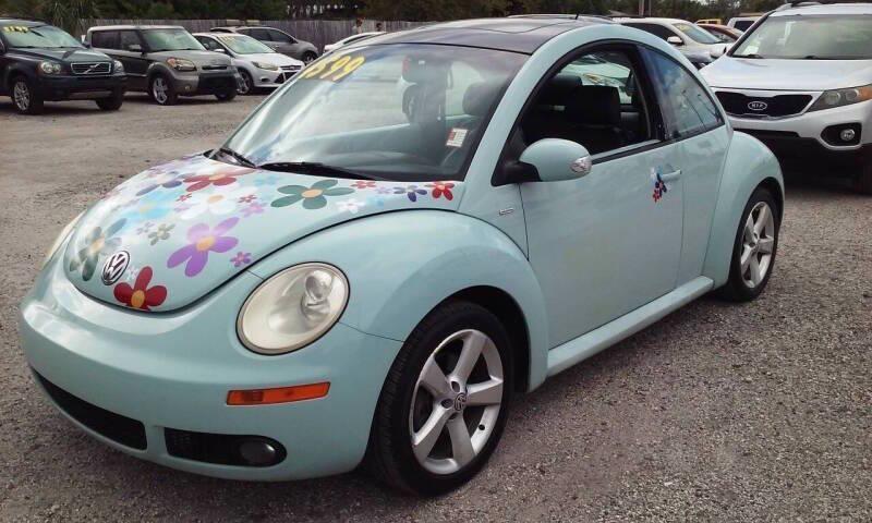 used 2010 Volkswagen New Beetle car, priced at $4,599
