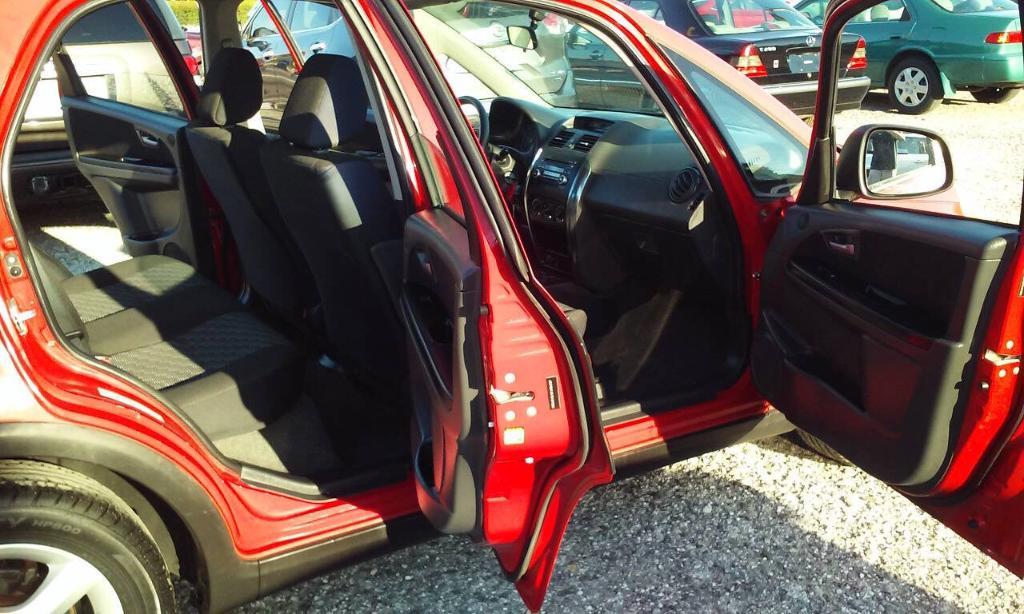 used 2007 Suzuki SX4 car, priced at $2,988