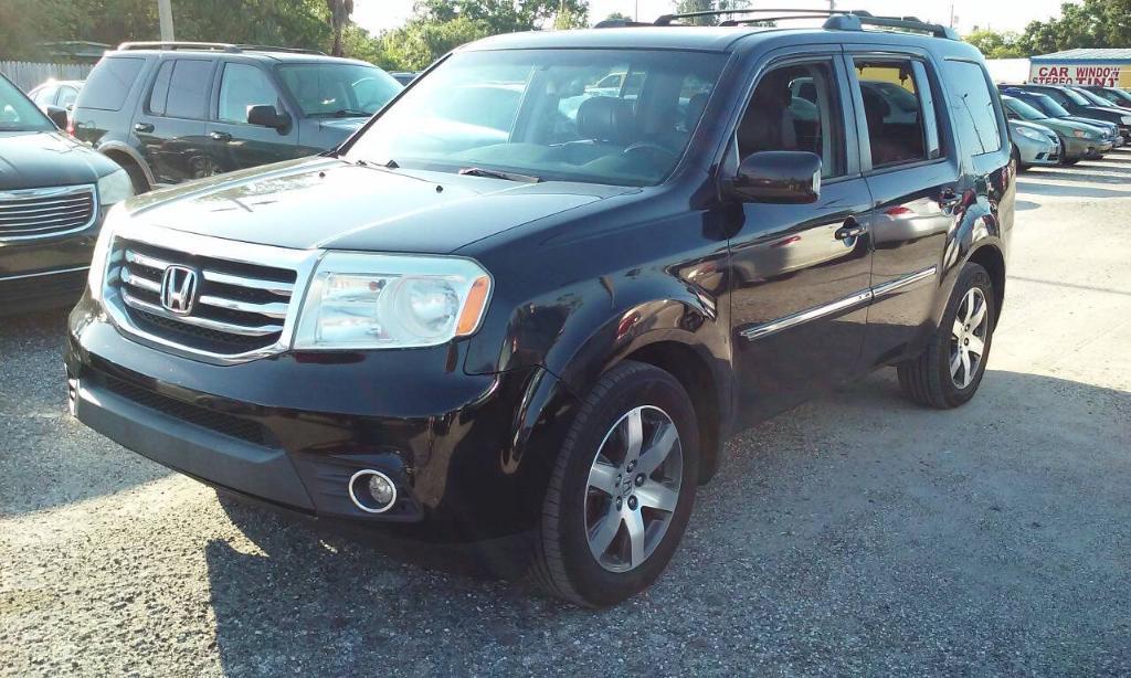 used 2015 Honda Pilot car, priced at $5,888