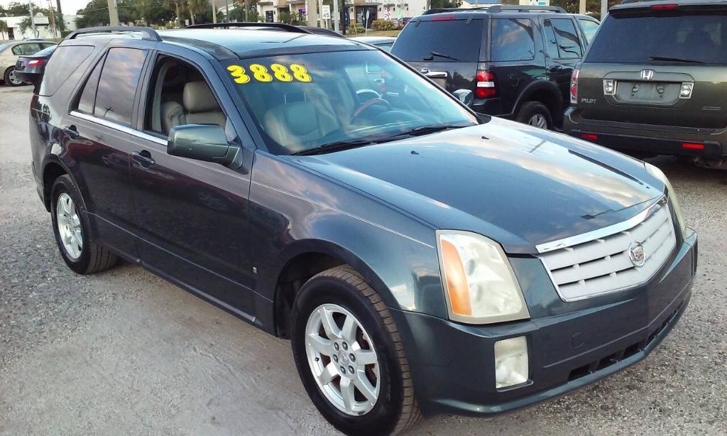 used 2007 Cadillac SRX car, priced at $3,888
