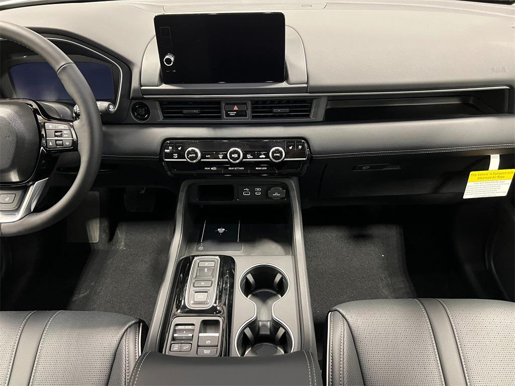 new 2025 Honda Pilot car, priced at $55,030