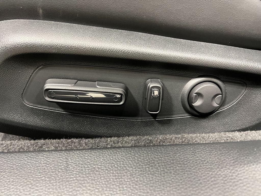 new 2025 Honda Accord Hybrid car, priced at $40,970