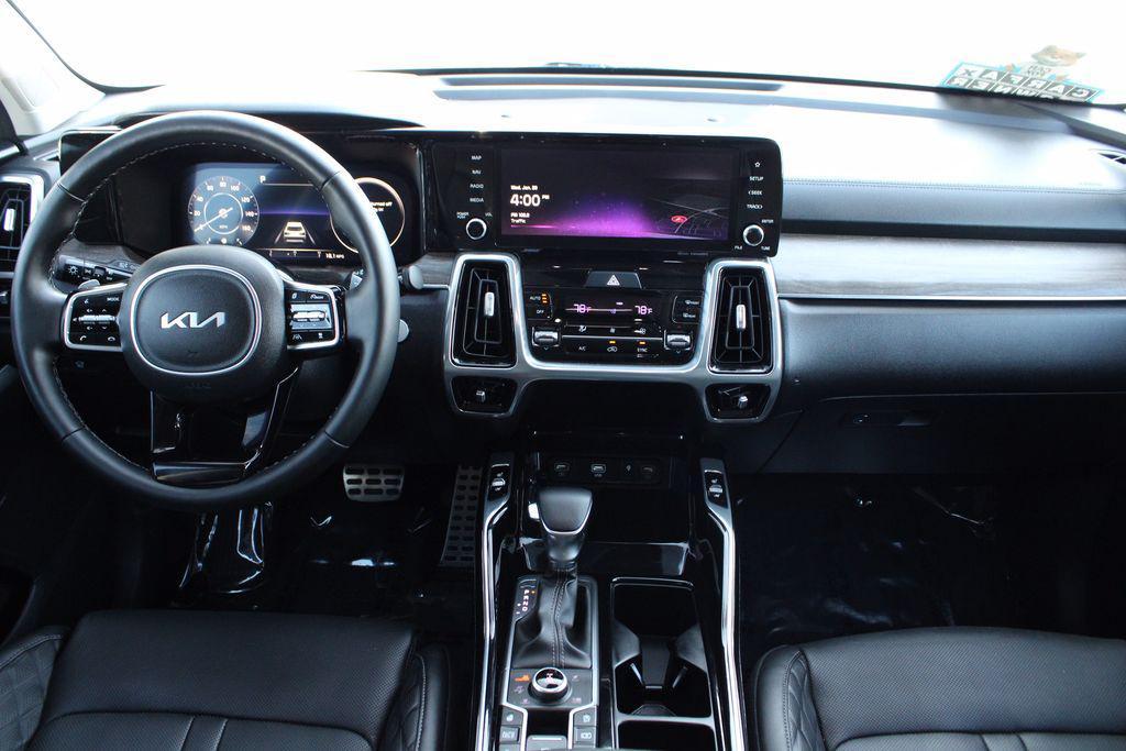 used 2022 Kia Sorento car, priced at $28,200