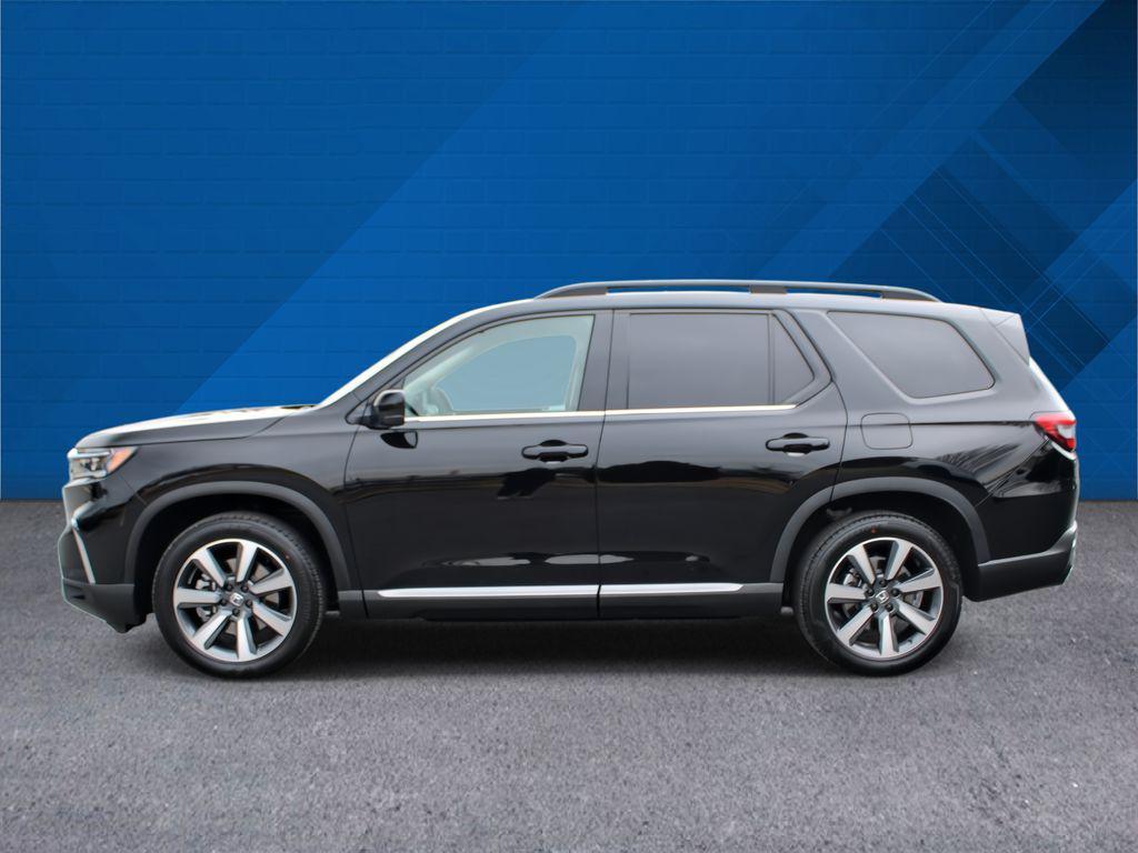 used 2025 Honda Pilot car, priced at $48,500