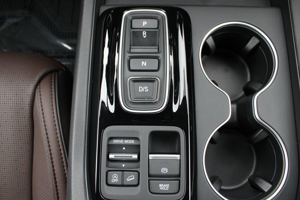 used 2025 Honda Pilot car, priced at $48,500