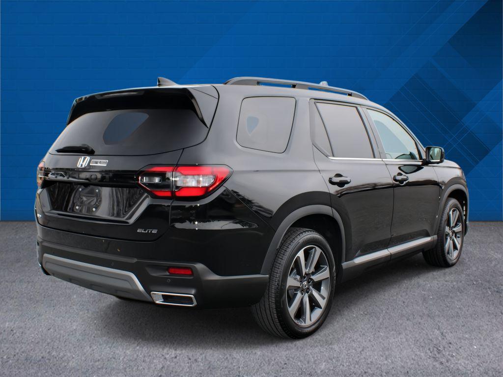 used 2025 Honda Pilot car, priced at $48,500